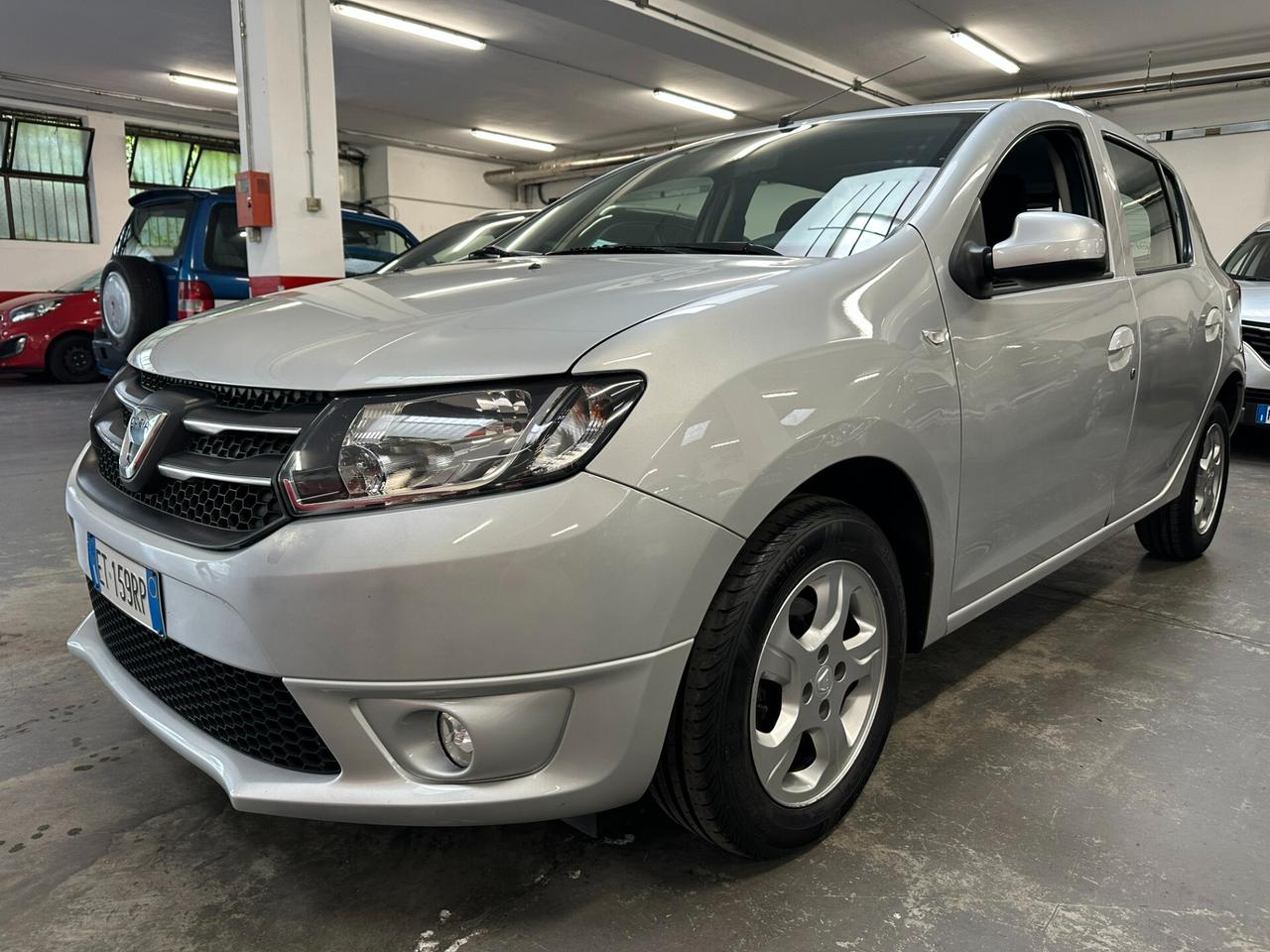 Dacia Sandero 1.2 75CV Lauréate