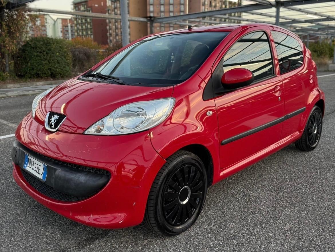 Peugeot 107 1.0 68CV 5p. Sweet Years
