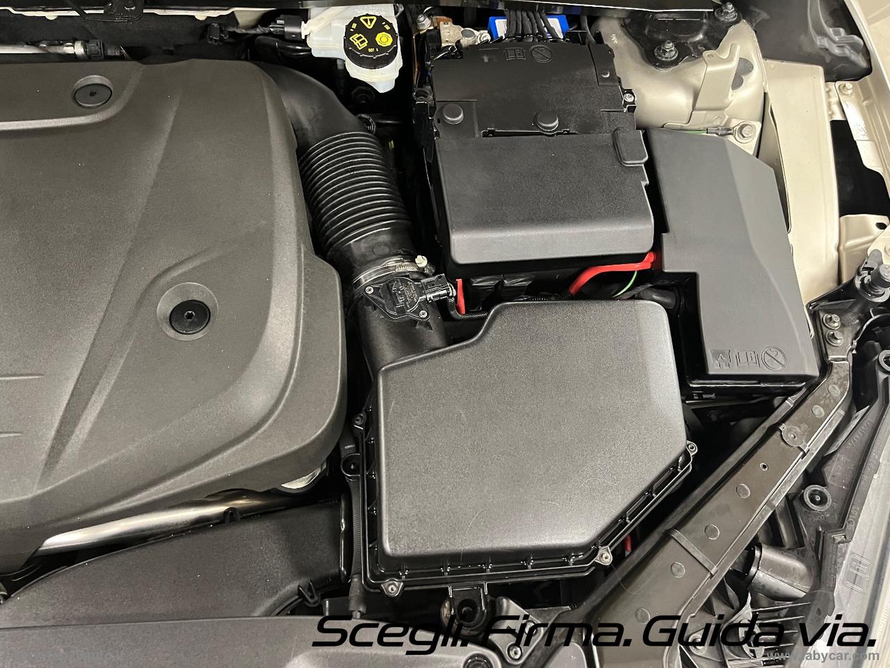 VOLVO V40 Cross Country D2 Geartronic Business