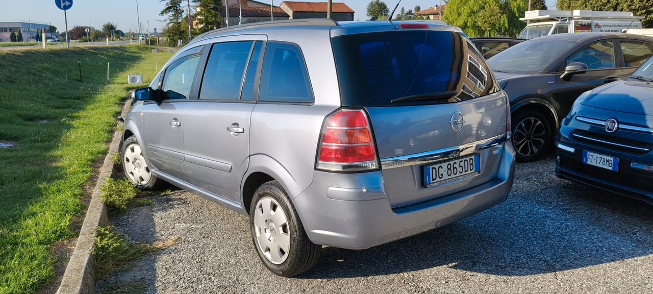 7 POSTI opel ZAFIRA metano