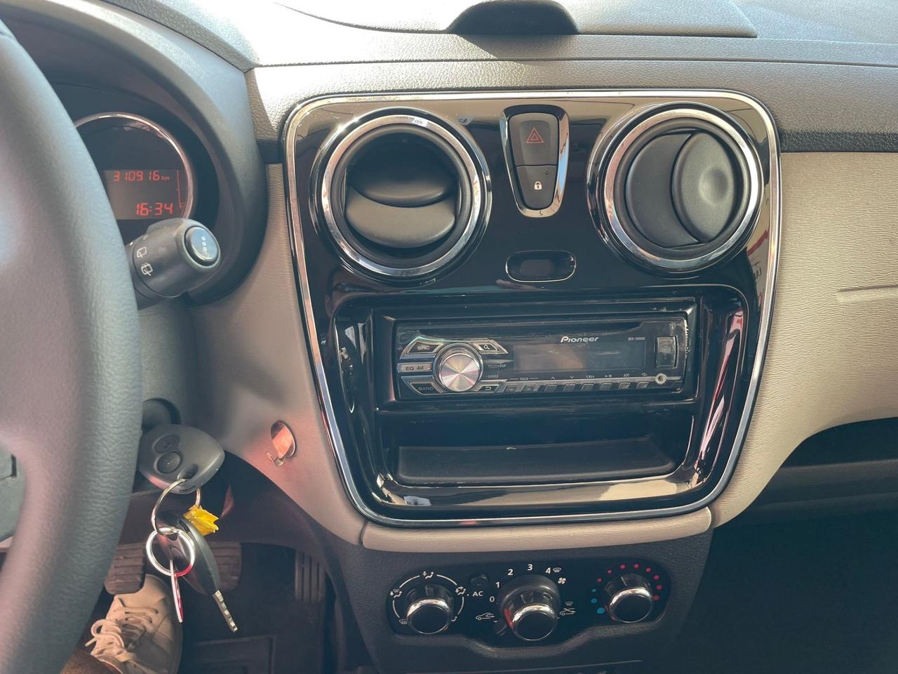 Dacia Lodgy 1.5 dCi 8V 90CV 5 posti Lauréate