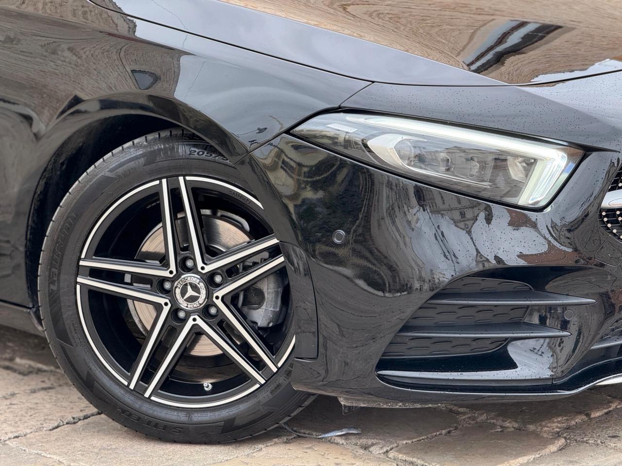 MERCEDES-BENZ CLASSE A 180d 116 CV PREMIUM – TETTO PANORAMICO – TELECAMERE 360°