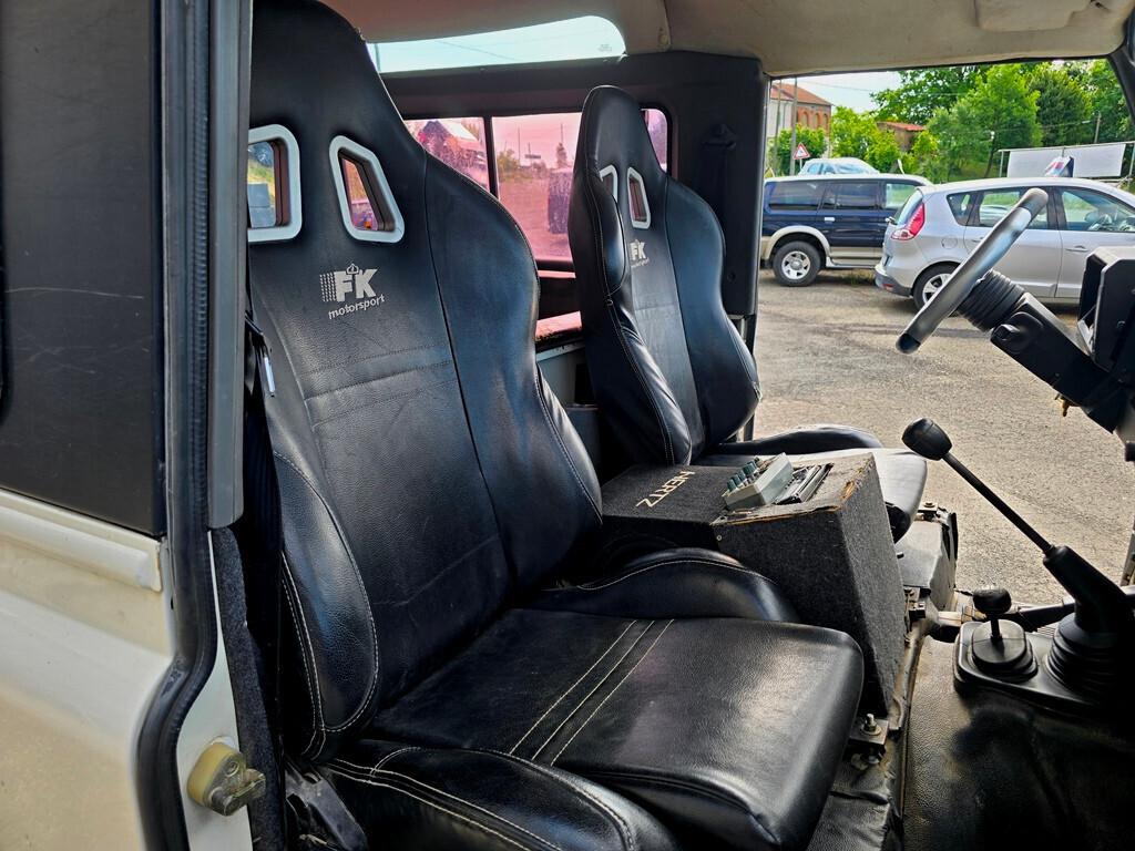 Land Rover Defender 90 2.5 Td5 SW 122CV