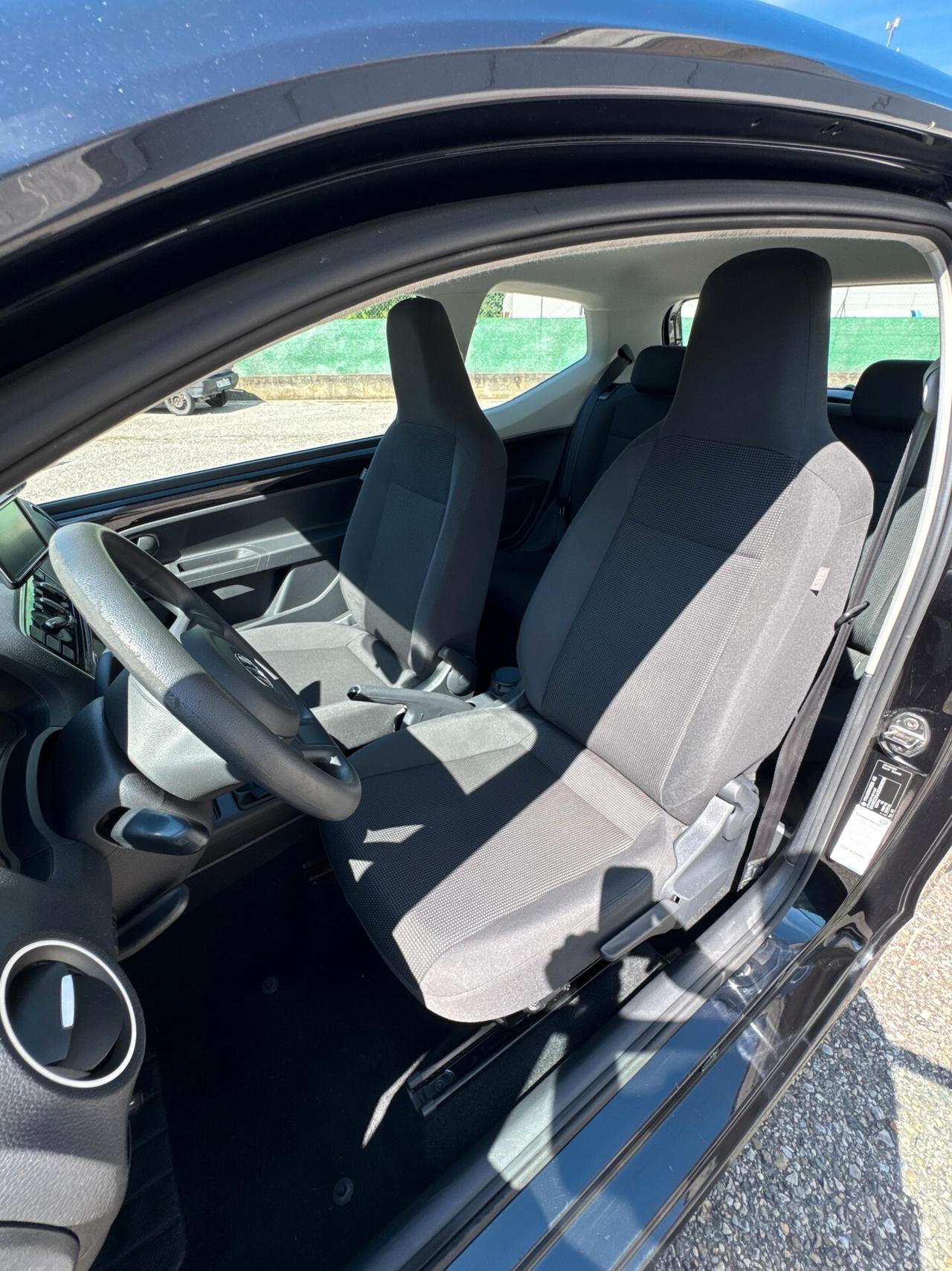 Volkswagen up! 1.0 55 KW Benzina E5 *NEOPATENTATO*