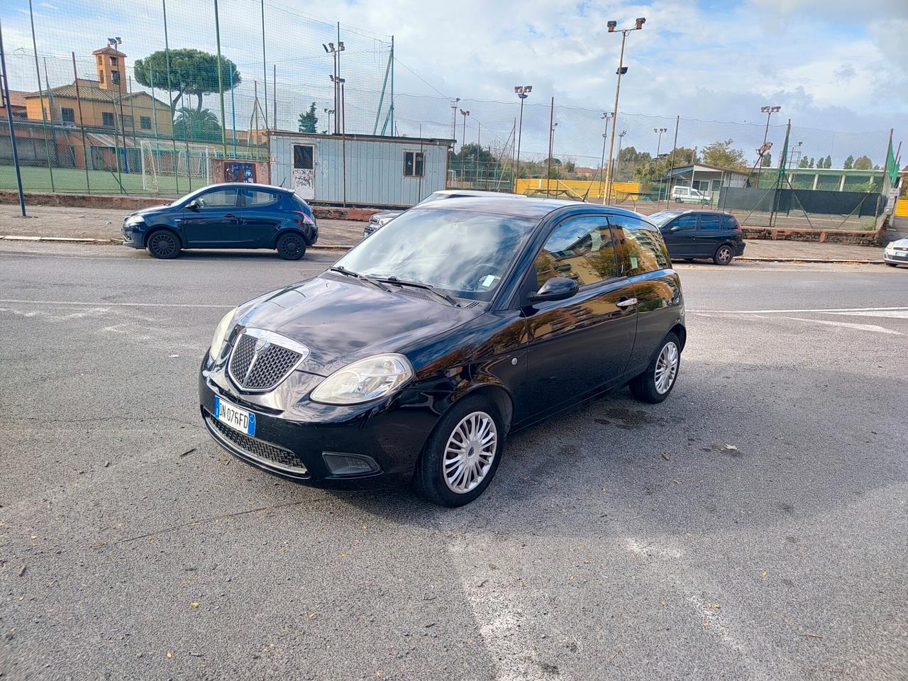 Lancia Ypsilon 1.2 Oro
