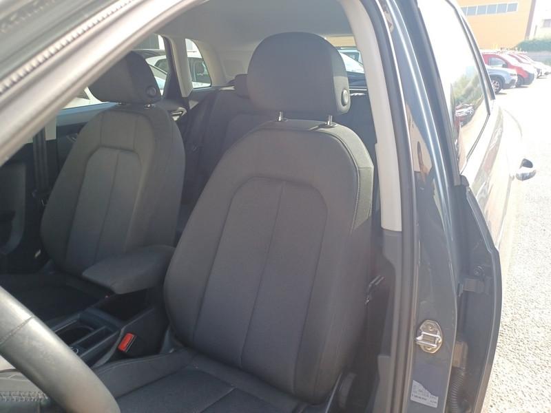 AUDI Q3 35 TDI S TRONIC BUSINESS SUV