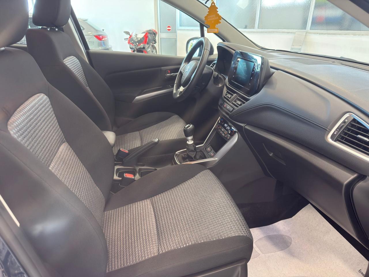 Suzuki S-Cross 1.4 Hybrid Top+