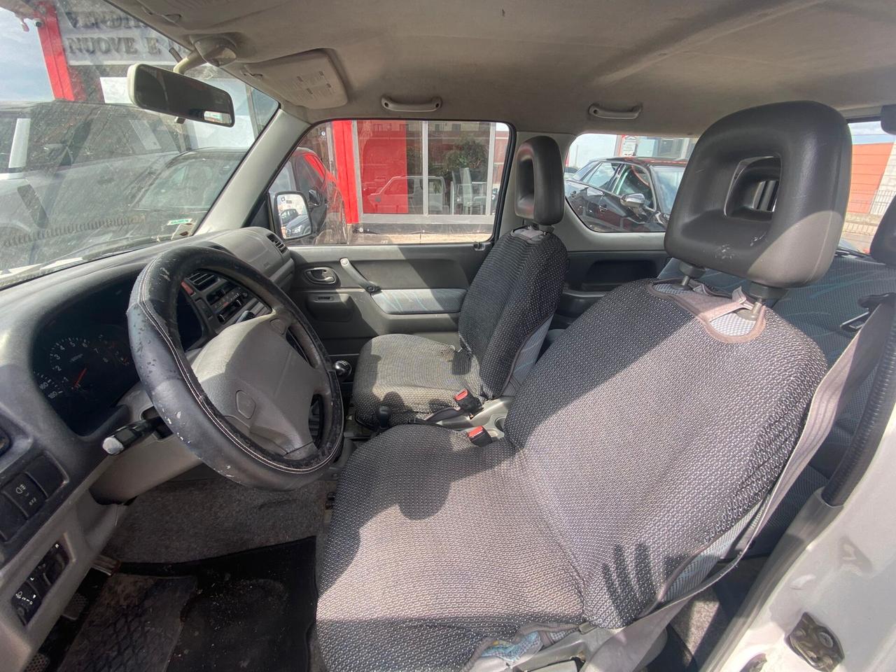 Suzuki Jimny 1.3i 16V 4x4