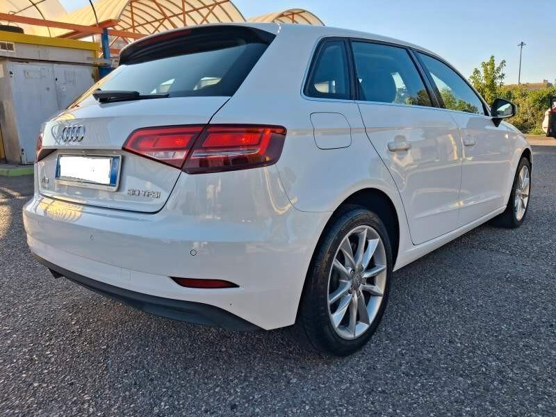 Audi A3 SPB 30 TFSI S tronic Business