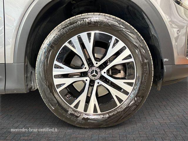 MERCEDES-BENZ GLB 180 d Automatic Progressive Advanced