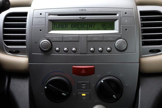 LANCIA Ypsilon 1.3 MJT 90CV Platino Automatica per NEOPATENTATI