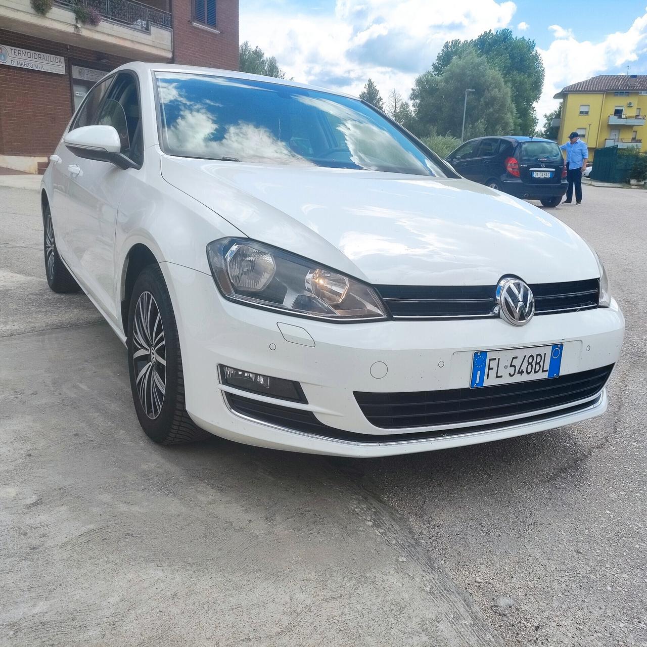 Volkswagen Golf 1.6 TDI 5p. Highline BlueMotion Technology