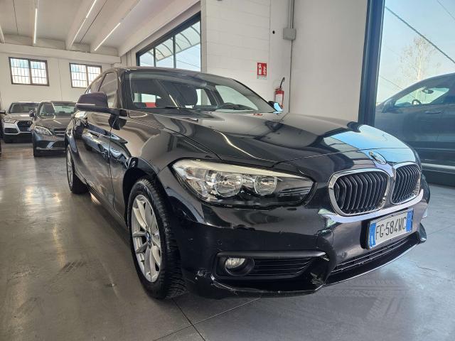 BMW 118 118d Urban 5p auto