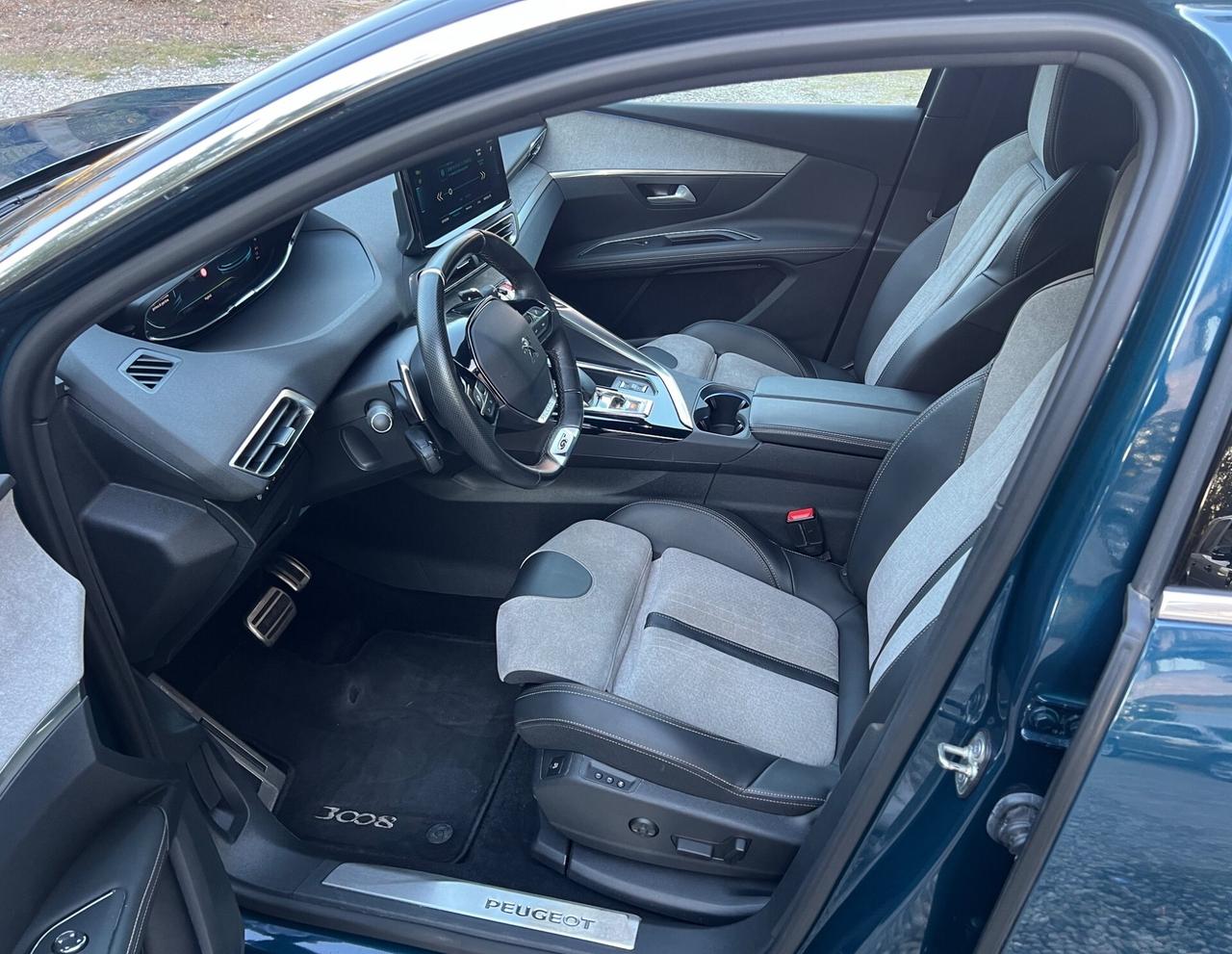 Peugeot 3008 GT 1.6 Hybrid Benzina 181 cv