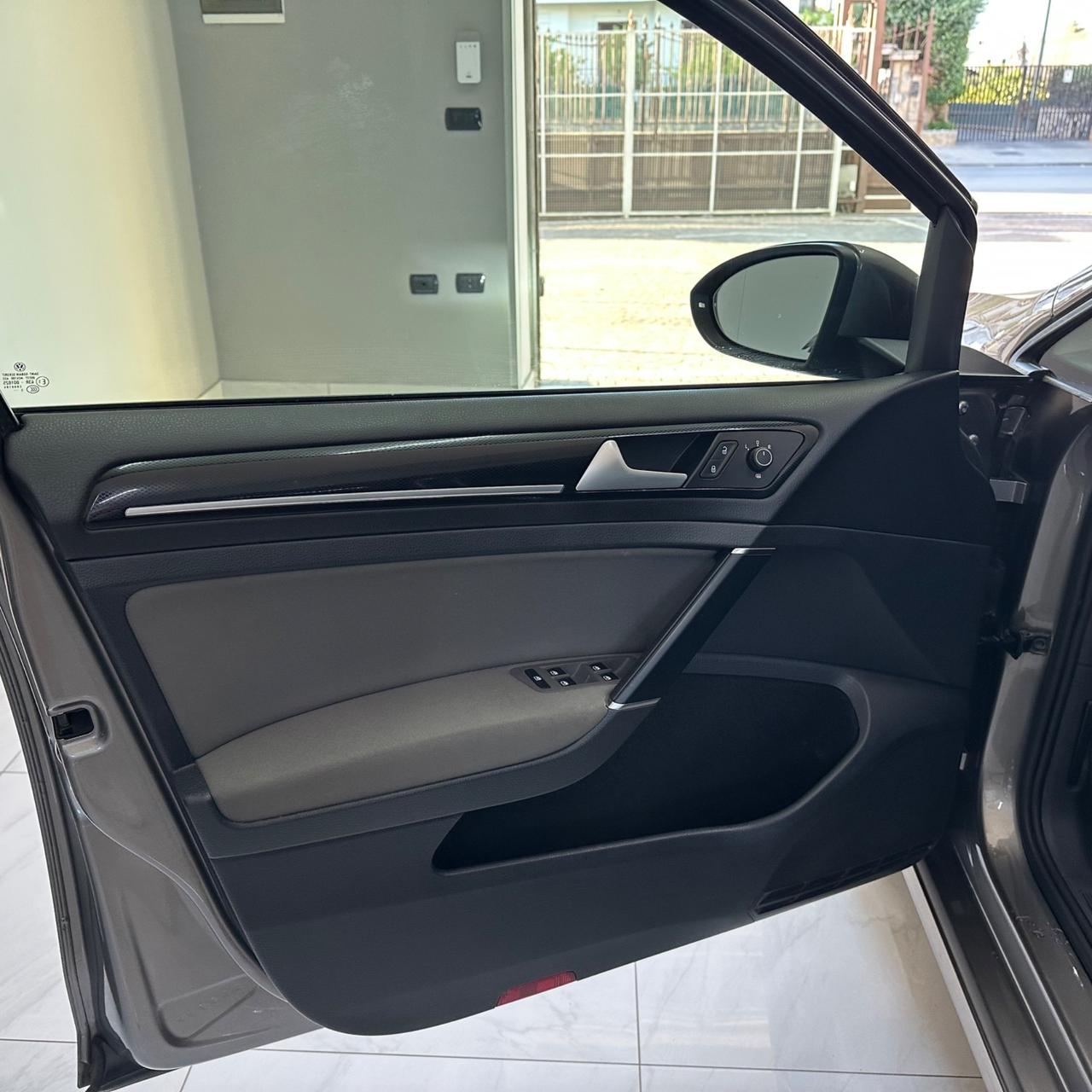 Volkswagen Golf VII 1.6 TDI 110 CV 5p. Highline Executive