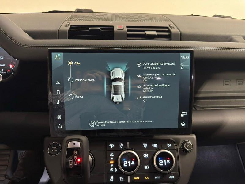 Land Rover Defender D200 AWD Auto 110 X-Dynamic SE