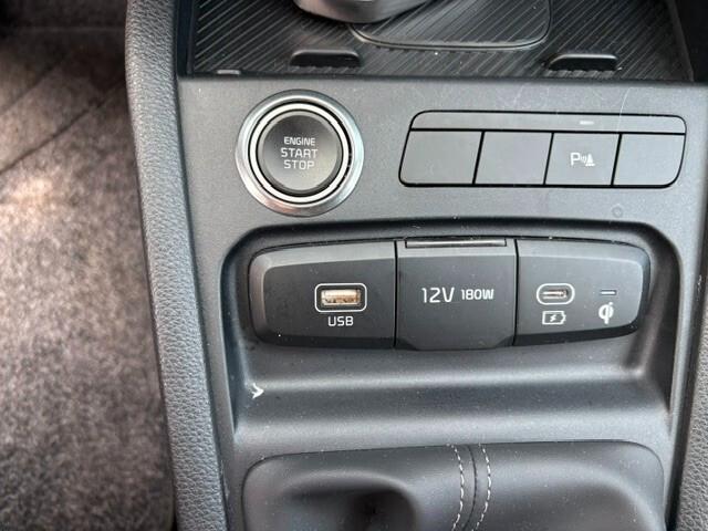 Kia Stonic 1.0 T-GDi 100 CV MHEV MT Style Special Edition