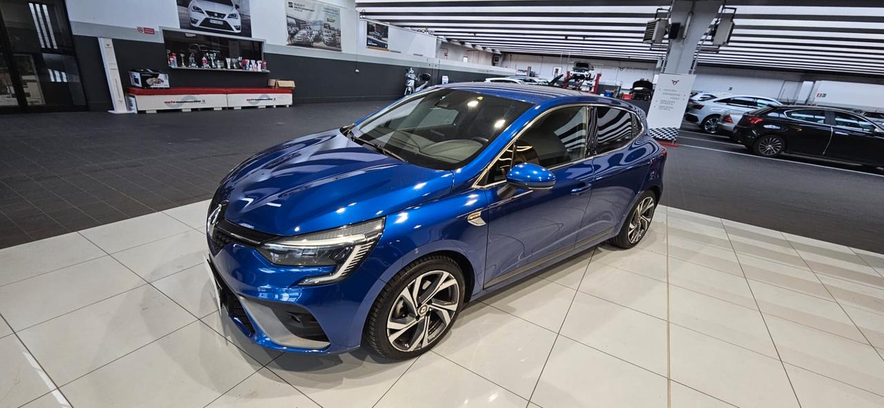 Renault Clio Hybrid E-Tech 140 CV 5 porte R.S. Line