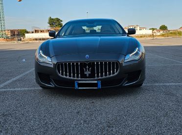 Maserati Quattroporte v6