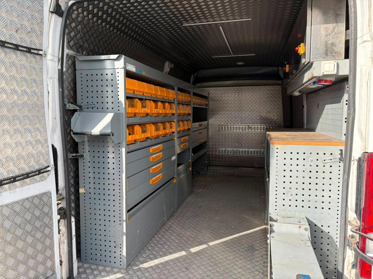 Fiat Ducato maxi 180cv officina mobile inverter 1200w