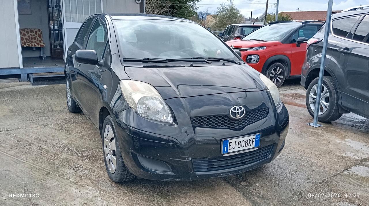 Toyota Yaris 1.0 5 porte