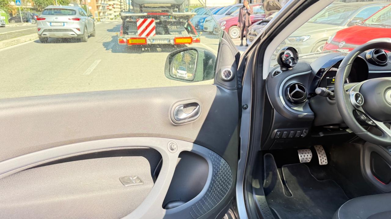 Smart ForTwo 90 0.9 Turbo twinamic Passion LED NAVI KAMERA PDC PAK SPORT BLUETOOTH PANORAMA BRACCIOLO