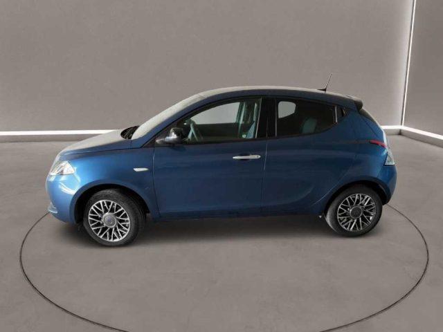 LANCIA Ypsilon 3ª serie - 1.0 FireFly 5 porte S&S Hybrid Go