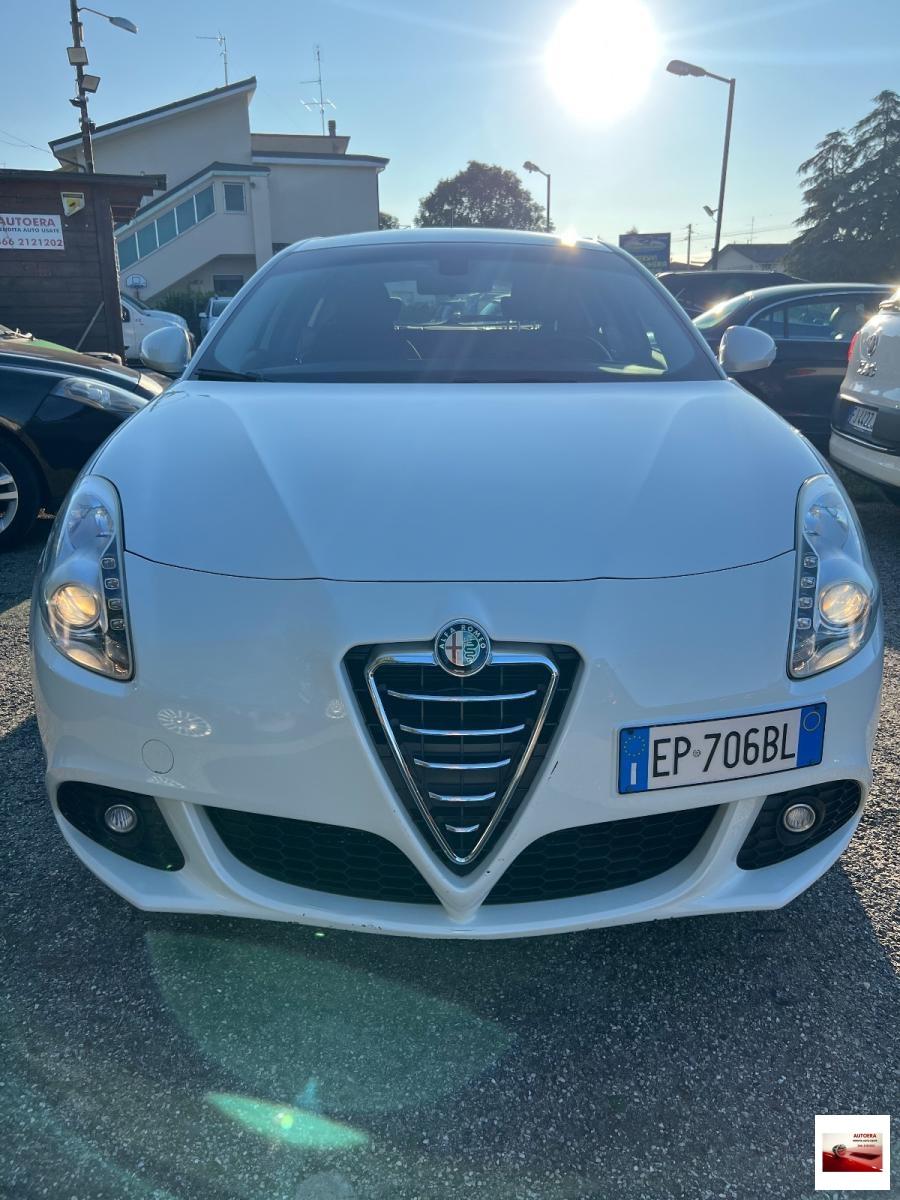 ALFA ROMEO - Giulietta - 1.6 JTDm-2 105 CV Exclusive