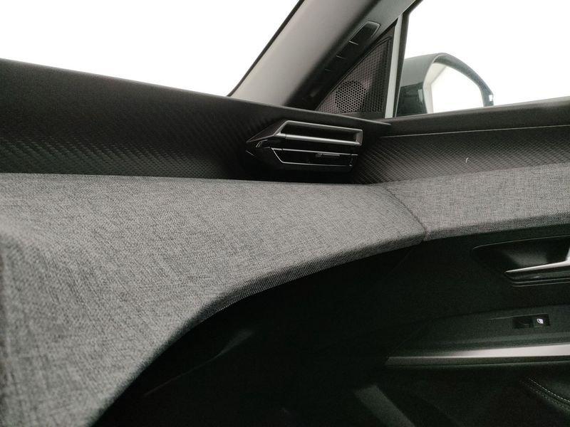 Peugeot 5008 5008 Hybrid 145 e-DCS6 Allure