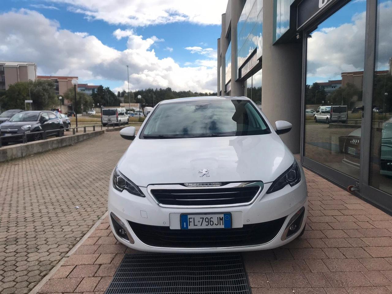 Peugeot 308 BlueHDi 120 S&S Business