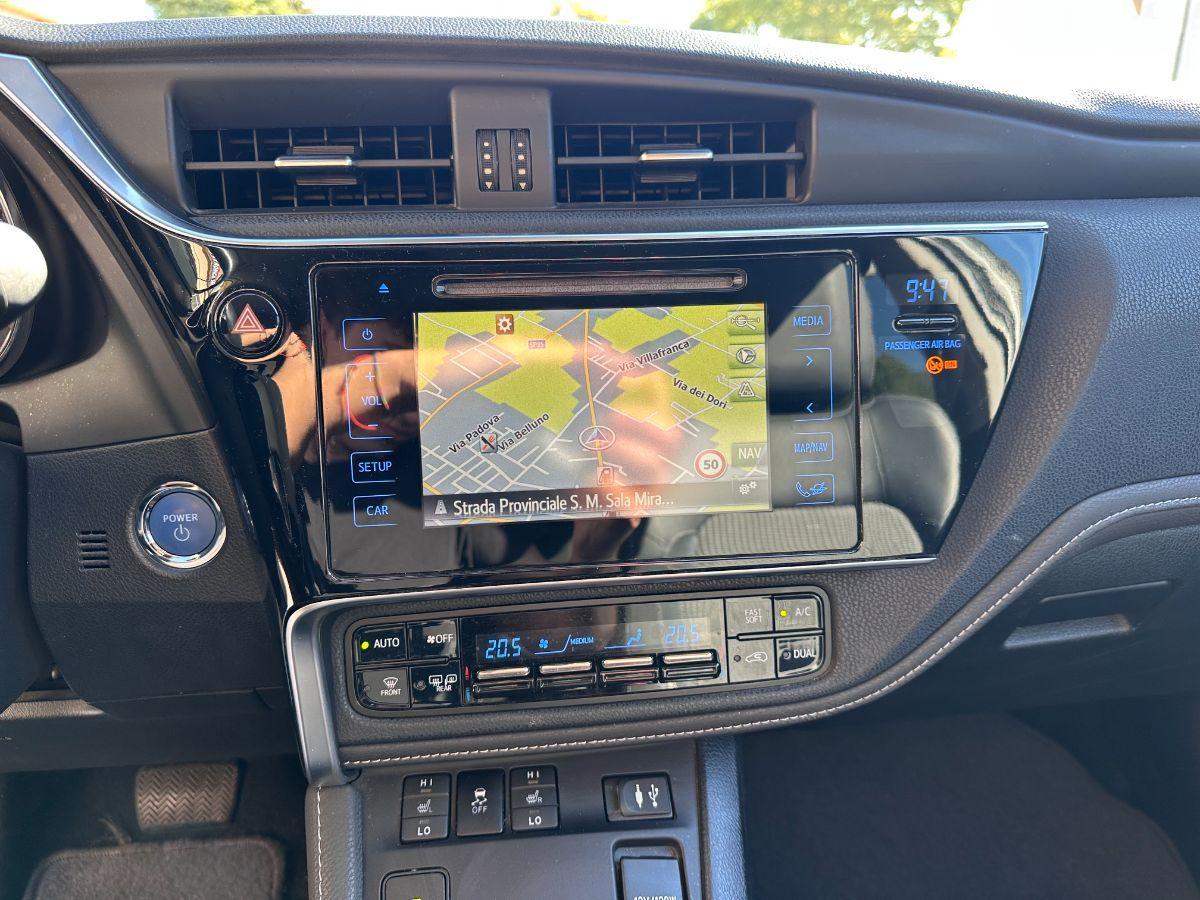 TOYOTA - Auris - TS 1.8 Hybrid Lounge #UNICOPROPRIETARIO