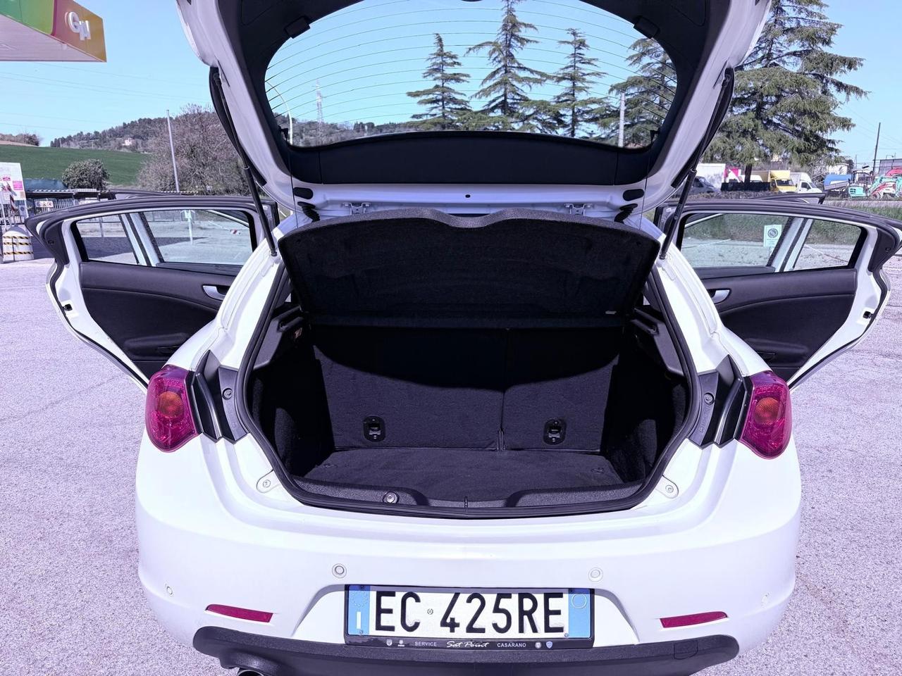 Alfa Romeo Giulietta 1.6 JTDm-2 105 CV Ok neopatentati