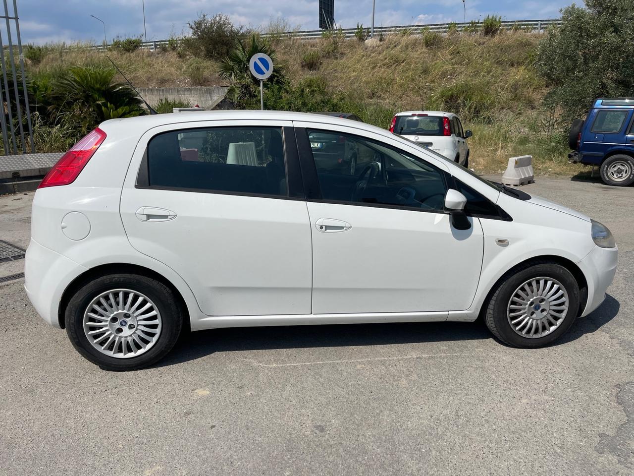 Fiat Grande Punto Grande Punto 1.3 MJT 90 CV 5 porte Dynamic automatica