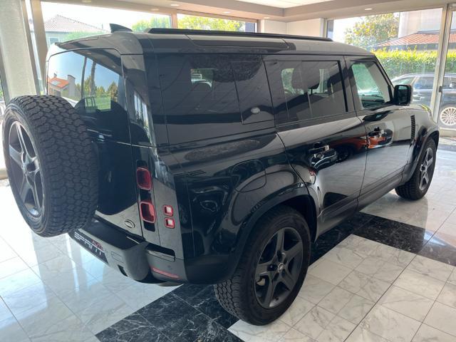 LAND ROVER Defender 110 3.0D I6 200CV AWD AUTO S TOTAL BLACK