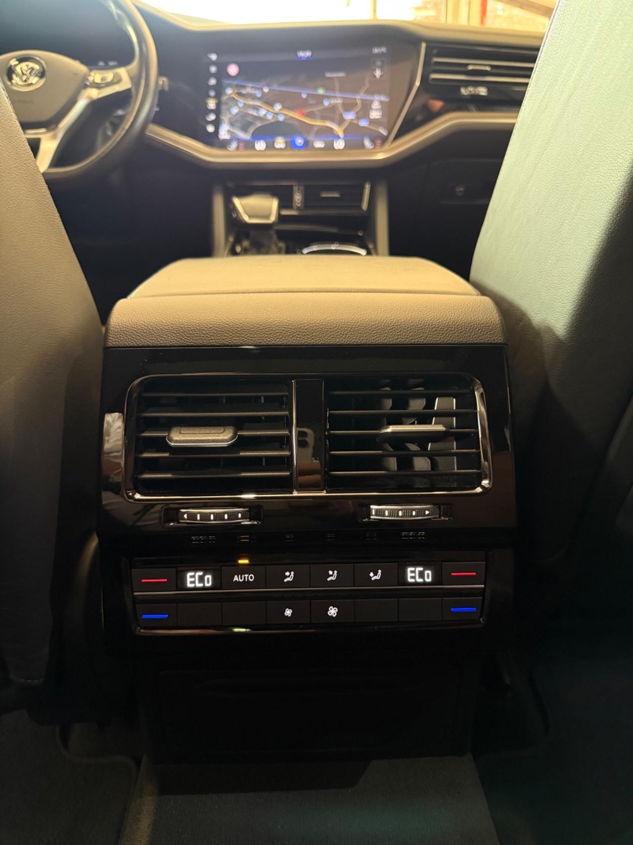 Volkswagen Touareg 3.0 V6 231CV TDI SCR Advanced 11/2019 EURO 6B