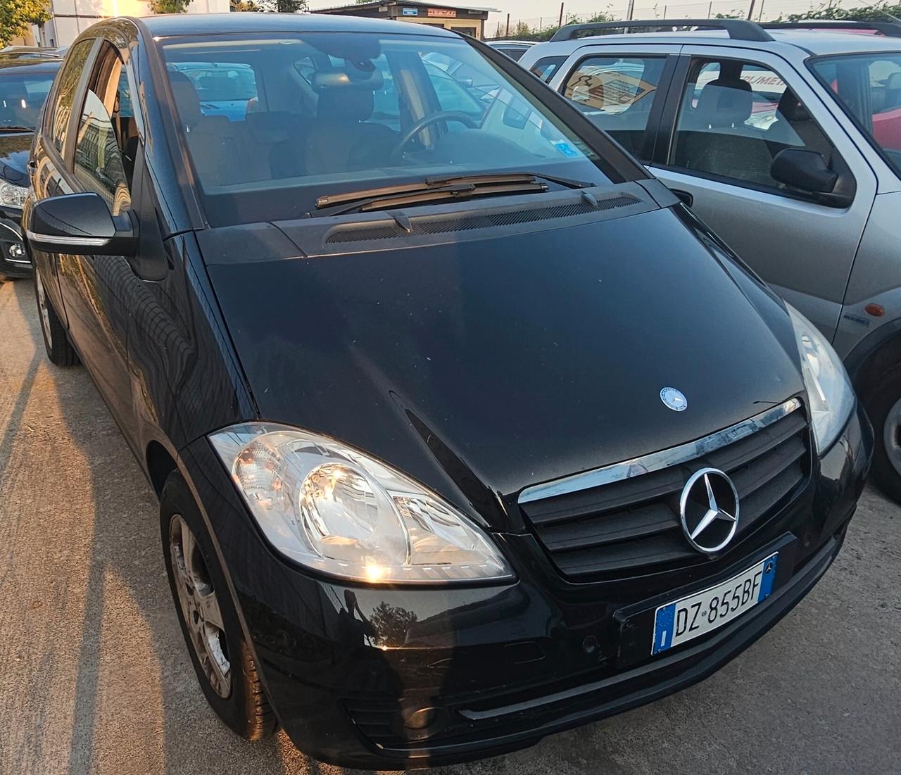 MERCEDES CLASSE A150 OK NEOPATENTATI