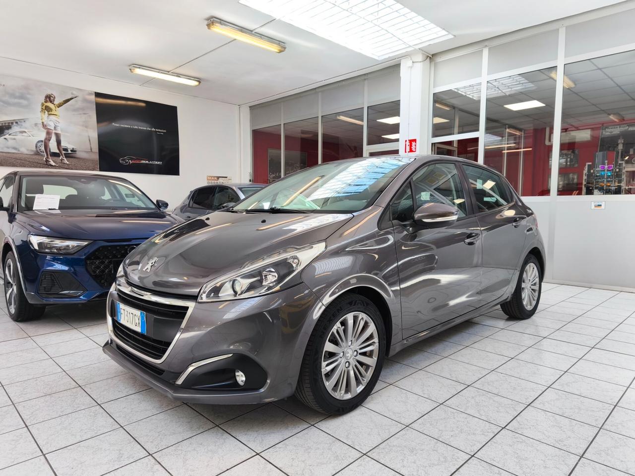 Peugeot 208 PureTech 82 5p. GPL Active