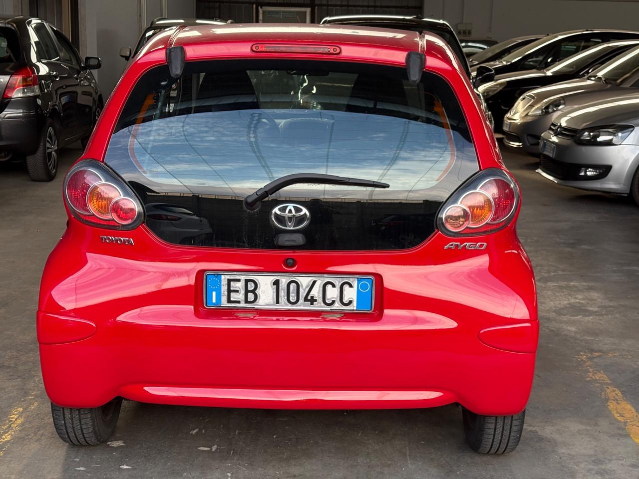 Toyota Aygo 1.0 12V VVT-i 5 porte Deep Ocean Connect