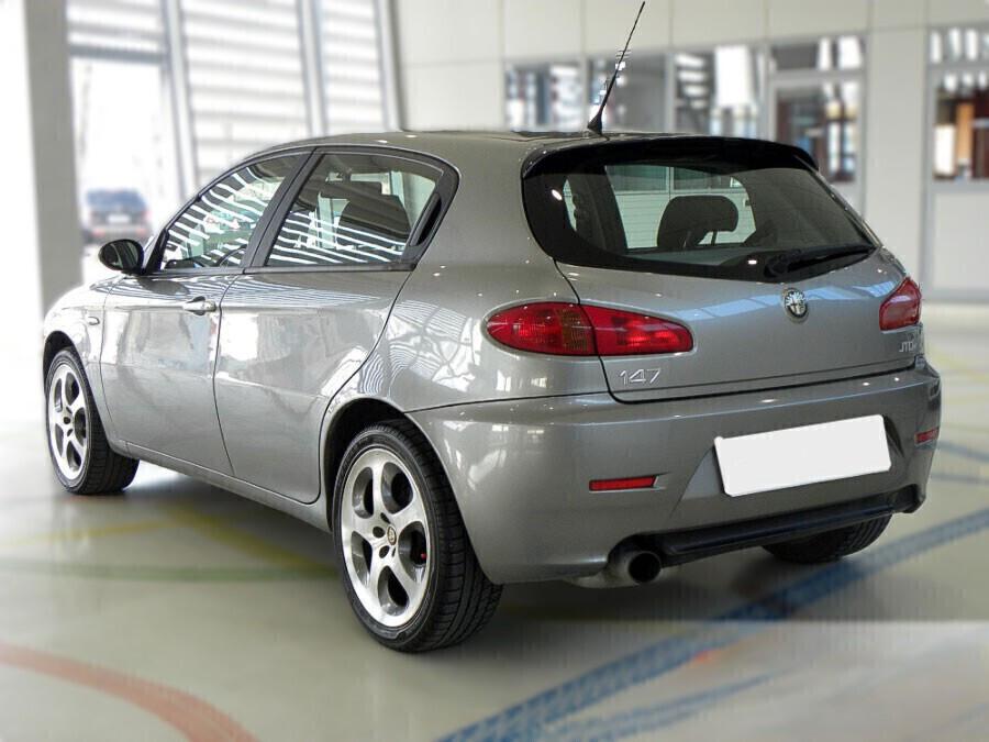 Alfa Romeo 147