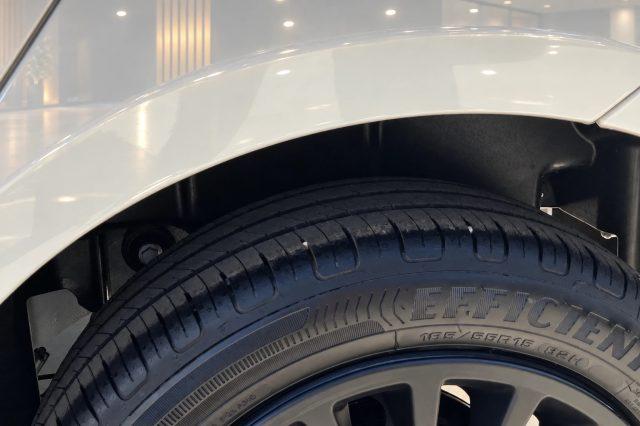 LANCIA Ypsilon HYBRID SILVER