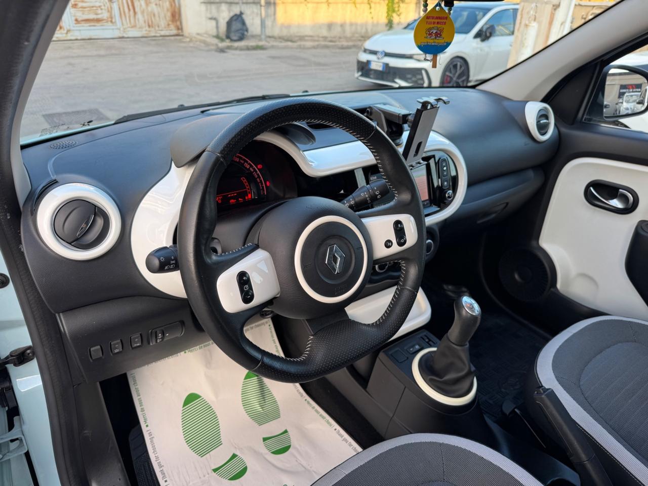 Renault Twingo 1.0 SCe 69CV Lovely NAVI RETROCAMERA