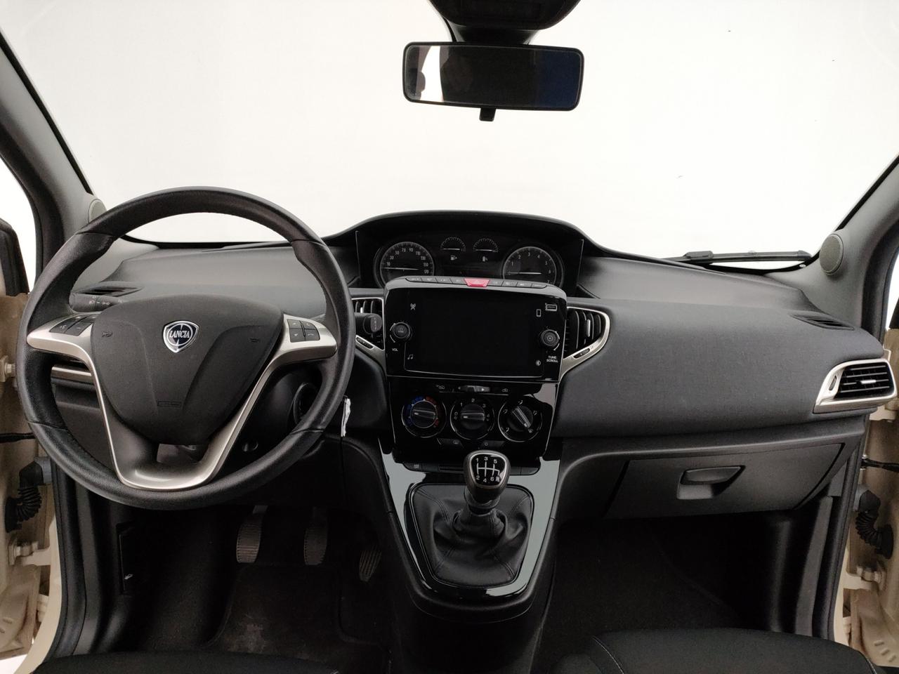 LANCIA Ypsilon III - Ypsilon 1.0 firefly hybrid Gold s&s 70cv