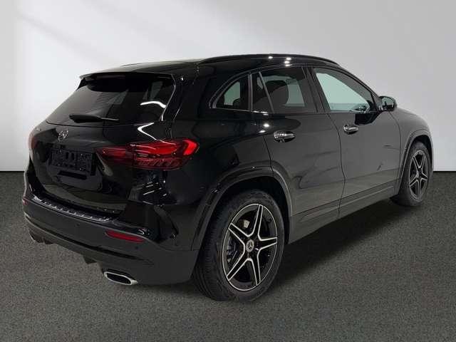 Mercedes-Benz GLA 200 D NIGHT AMG PREMIUM LED MBUX PDC KAMERA ACC TETTO