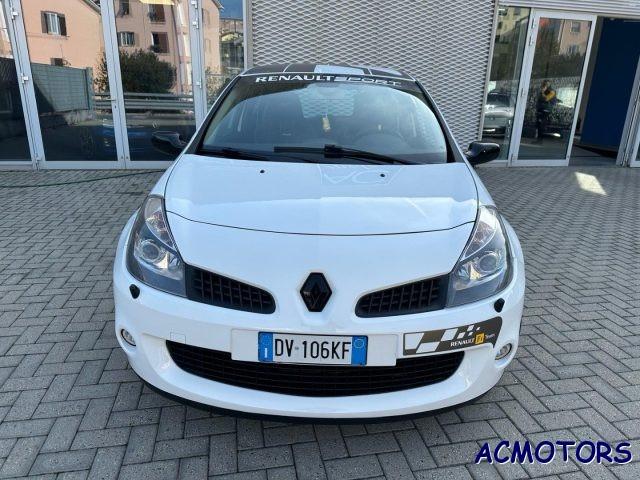 RENAULT Clio 2.0 16V 200CV RS F1 Team N° 2767