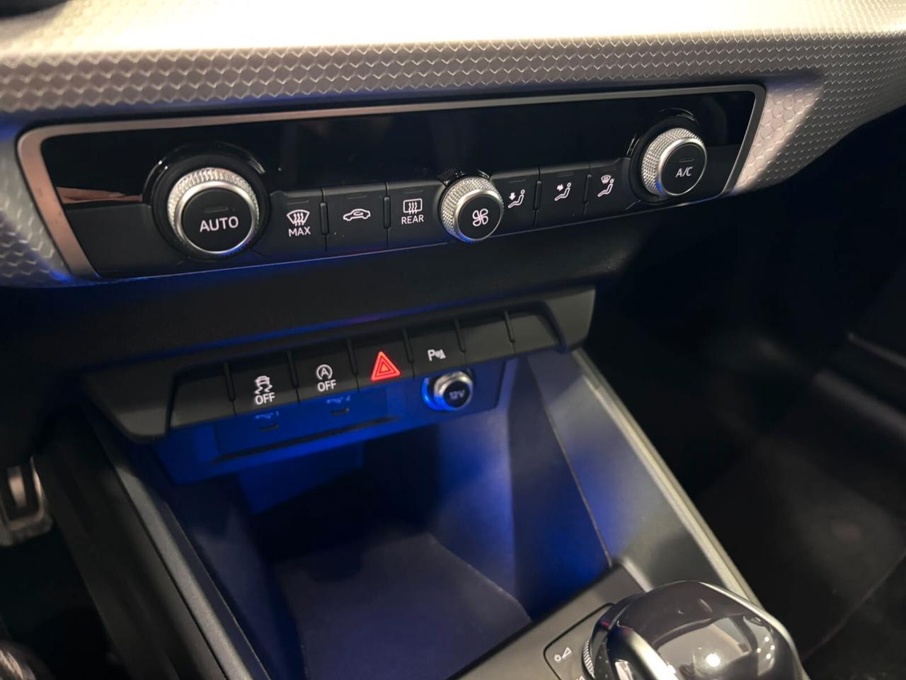 AUDI A1 ALLSTREET 30TFSI S-TRONIC S-LINE EDITION