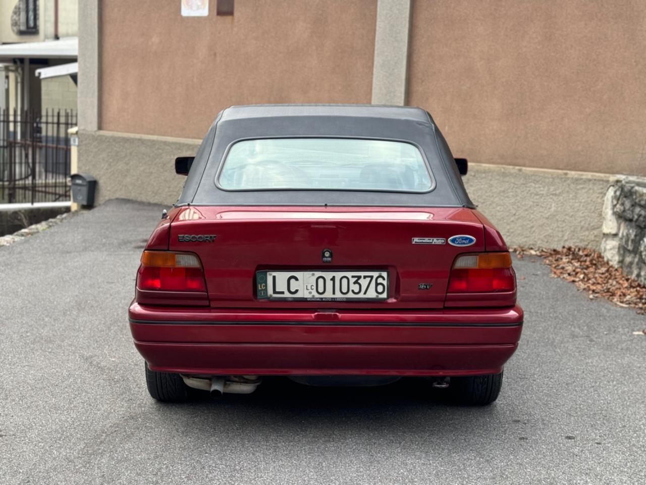 Ford Escort 1.8i 16V - Cabrio