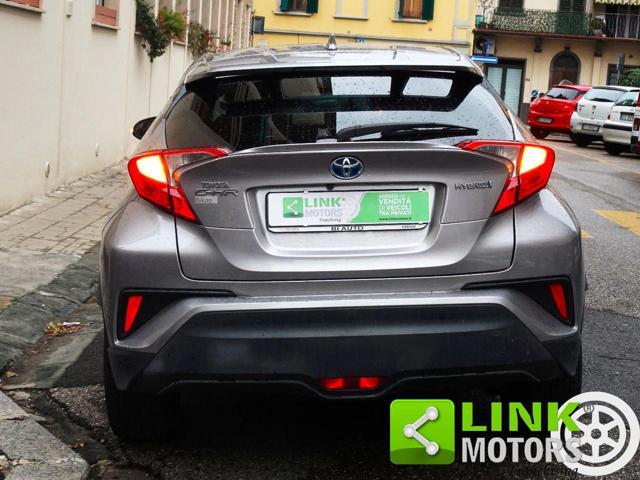 TOYOTA C-HR 1.8 Hybrid E-CVT Business