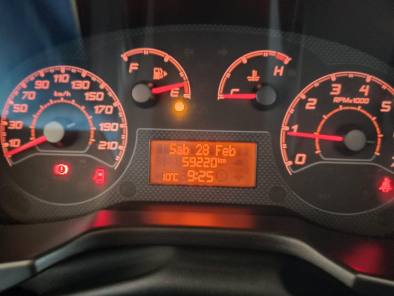 Fiat Fiorino 1.3 MJT 95CV Cargo Adventure