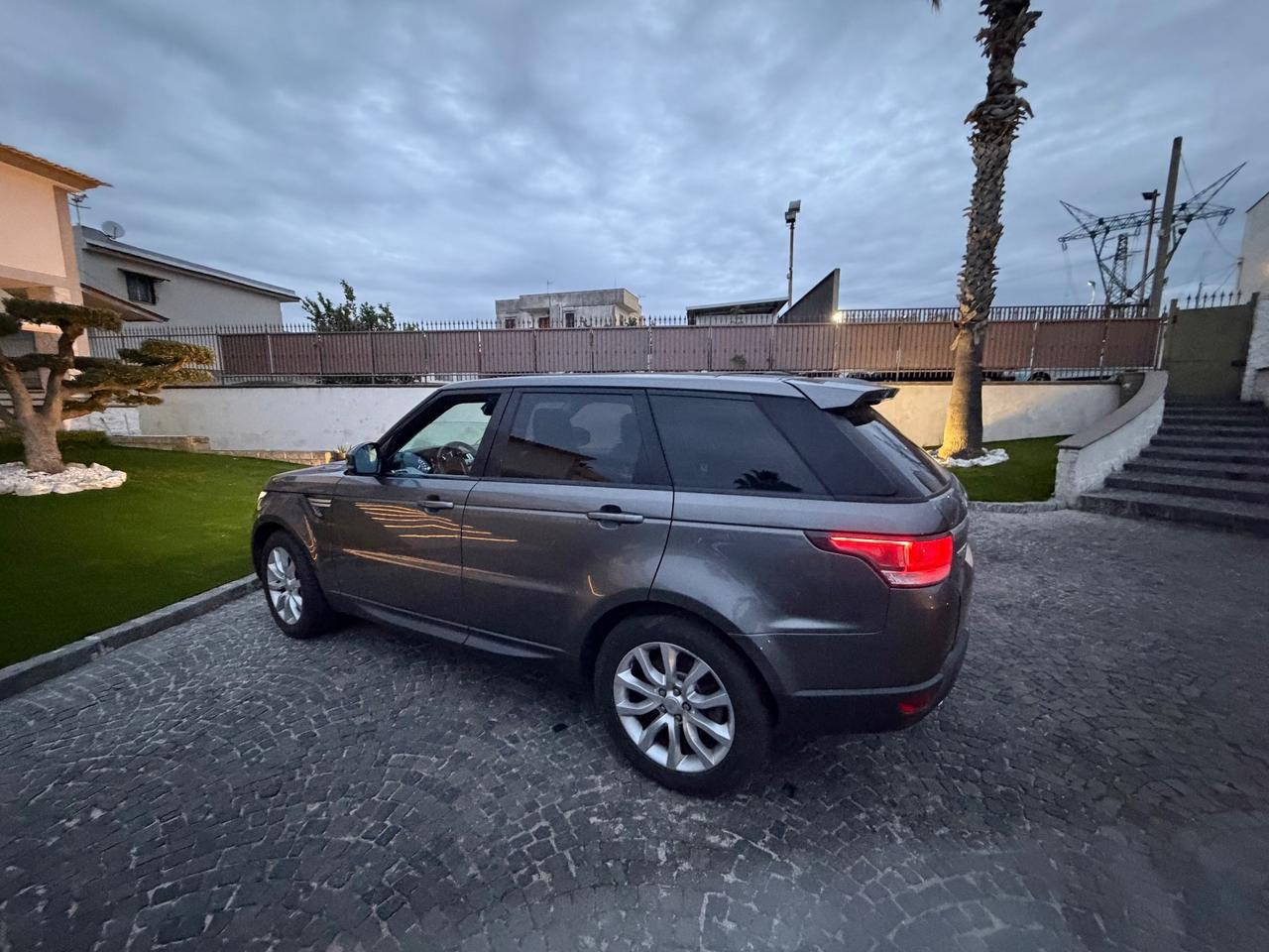 Land Rover Range Sport 3.0 TDV6 HSE Dynamic Tetto Pelle Navi