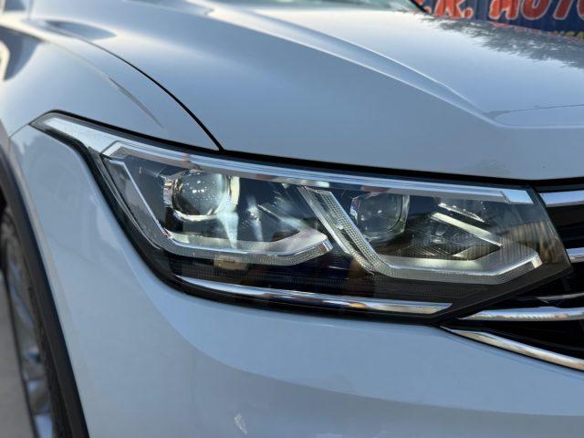 VOLKSWAGEN Tiguan 2.0 TDI R-Line TETTO APRIBILE